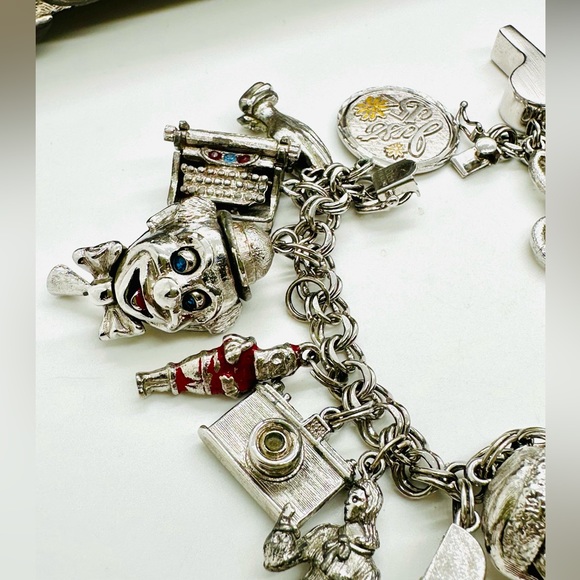 Vintage Sterling Charm Bracelet - Picture 13 of 17